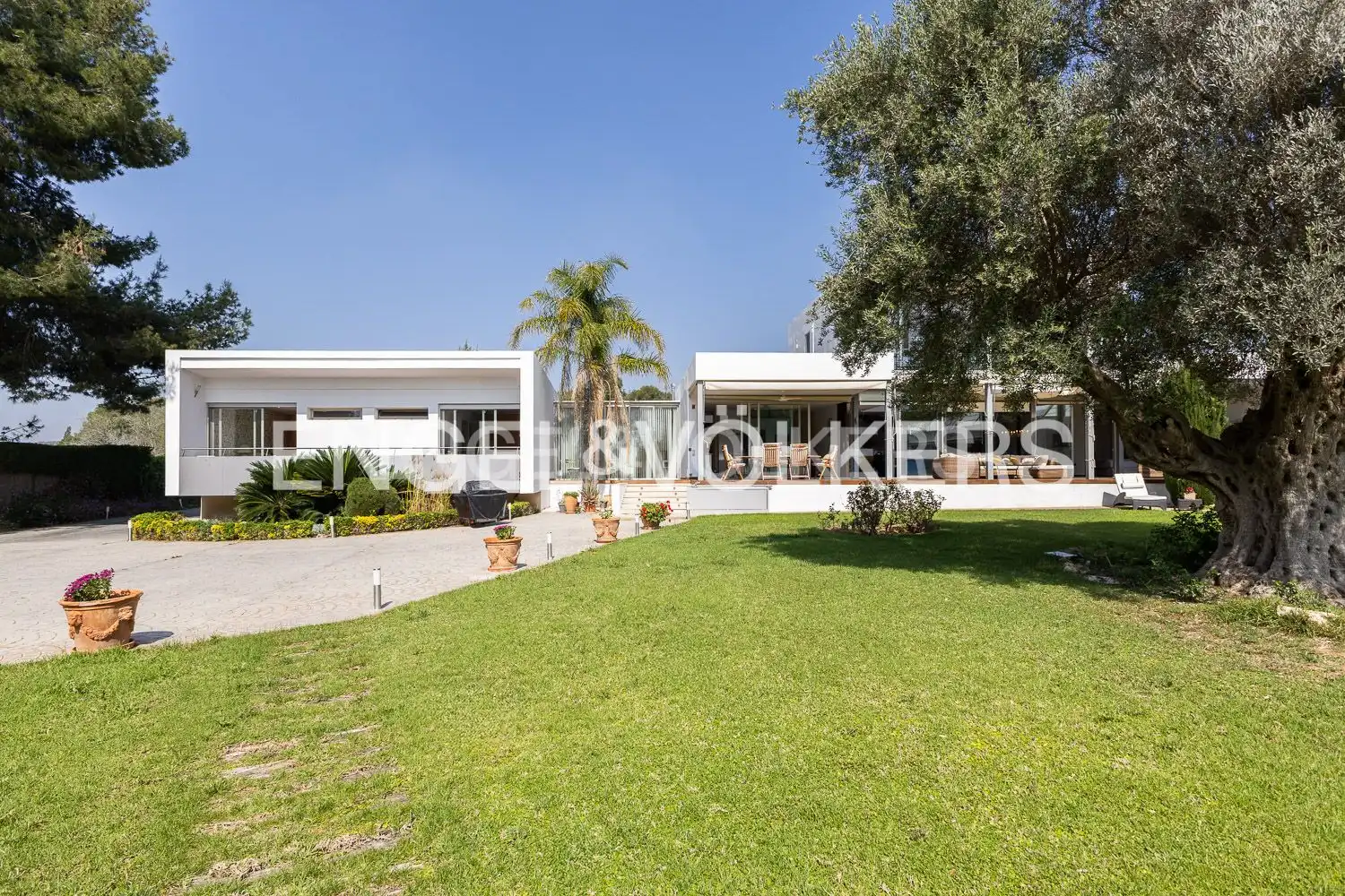 Vista exterior de Casa o xalet en venda en Olocau amb Aire condicionat, Calefacció i Jardí privat