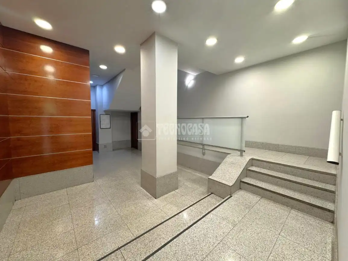 Local comercial en venda a HERMANOS GARCIA NOBLEJAS, imagen 21
