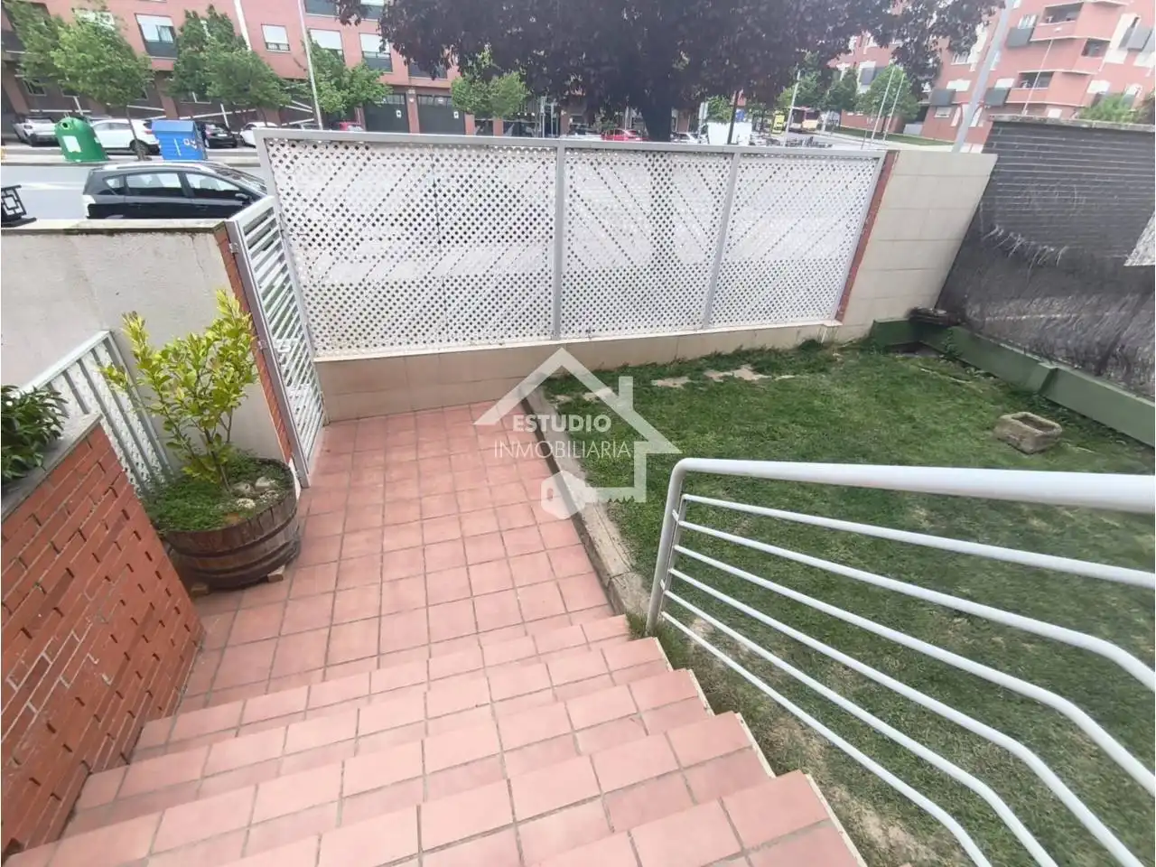 Adossat amb piscina en venda a Avenida Burgos, imagen 8