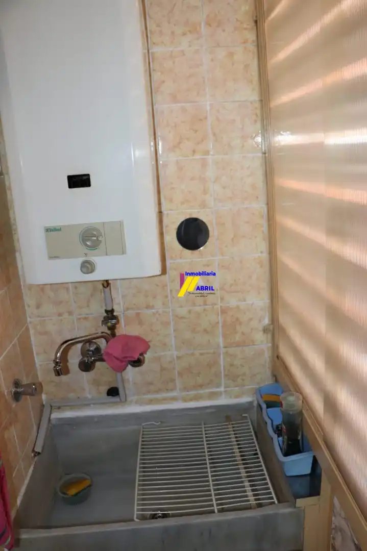 Bany de Pis en venda en Catarroja amb Aire condicionat, Terrassa i Balcó