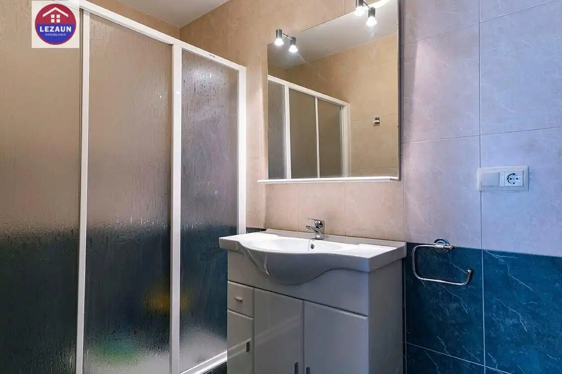 Baño de Casa o chalet en venta en Marcilla con Jardín privado y Amueblado
