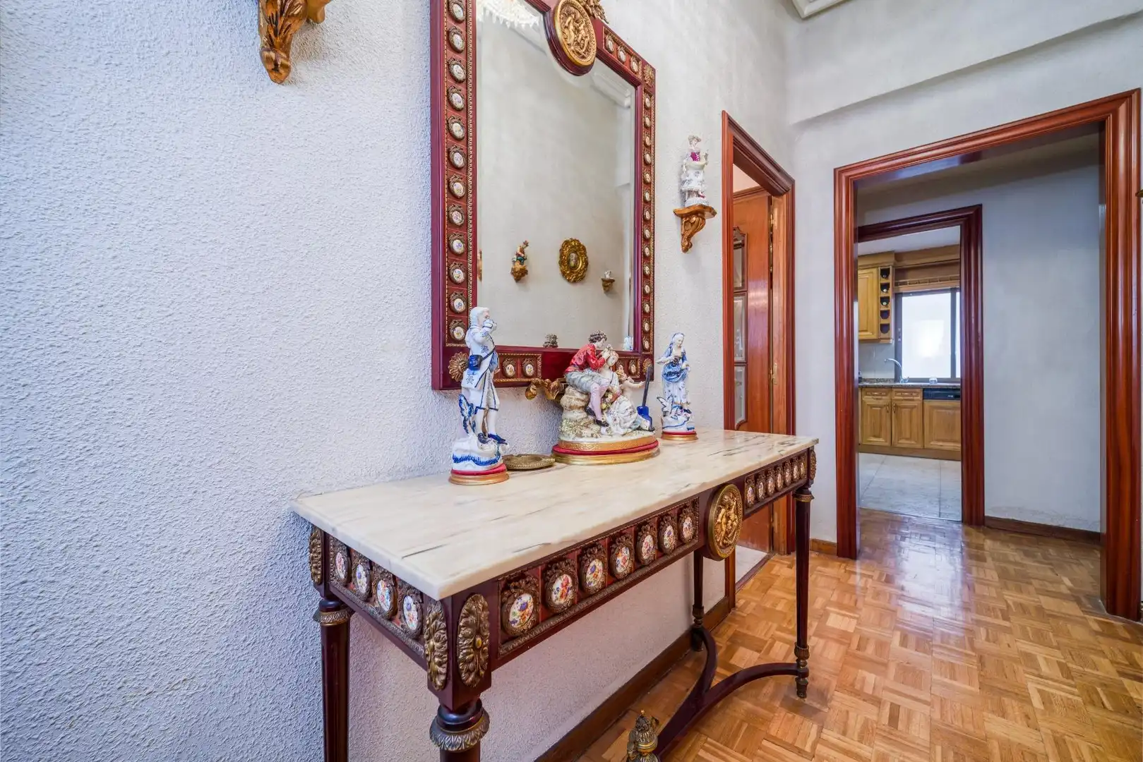 Piso en venta en Madrid con Calefacción y Parquet