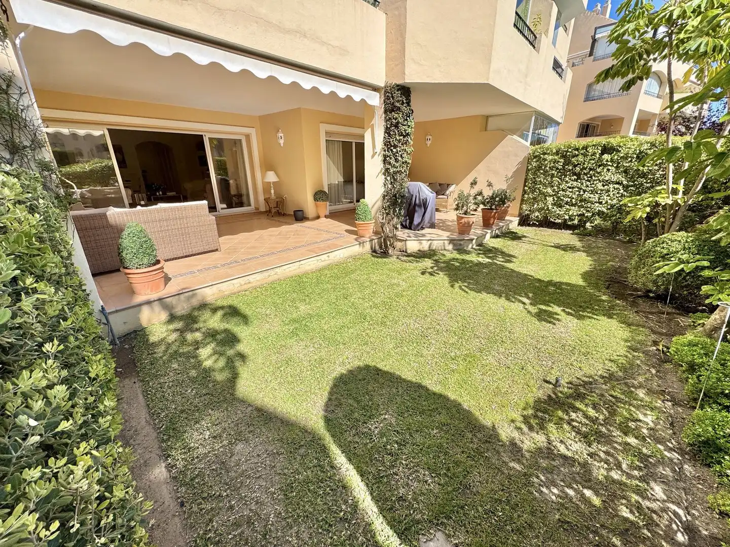 Jardí de Pis en venda en Marbella amb Jardí privat, Terrassa i Traster