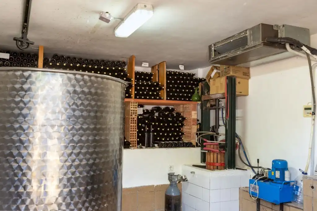 Finca rústica en venda en Tierga amb Jardí privat, Terrassa i Traster