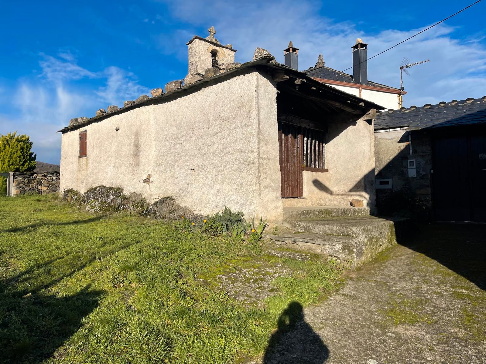 Exterior view of House or chalet for sale in Grandas de Salime
