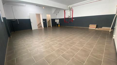 Foto 3 de Casa adosada en venda a Caputxins - Ambulatori, Vic