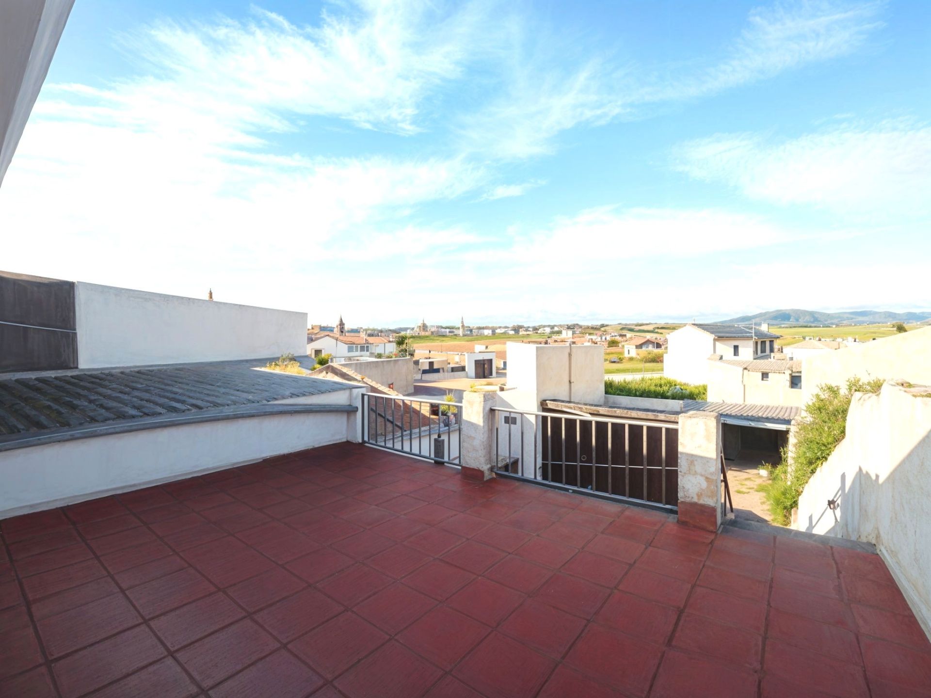 Terrace of House or chalet for sale in Mirandilla  with Terrace