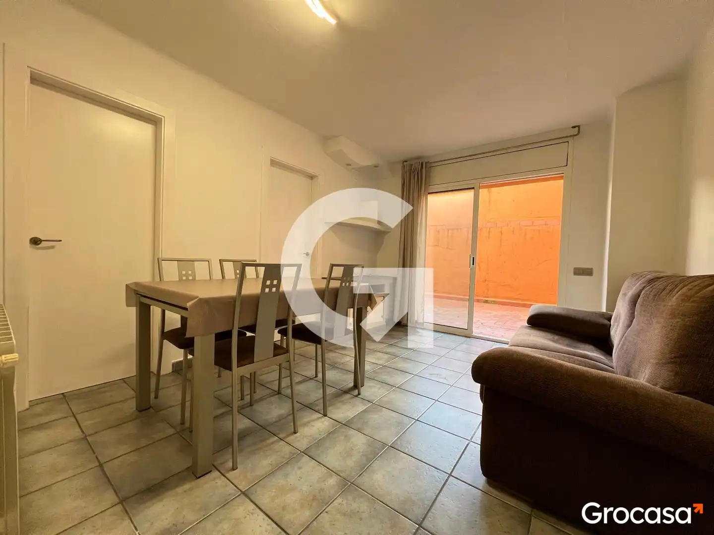 Planta baja en venta en Rubí con Calefacción, Terraza y Amueblado
