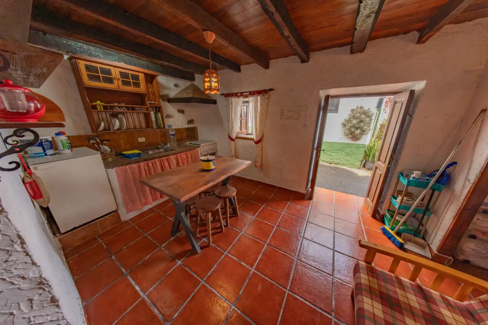Cuina de Casa o xalet en venda en Los Silos amb Terrassa i Traster