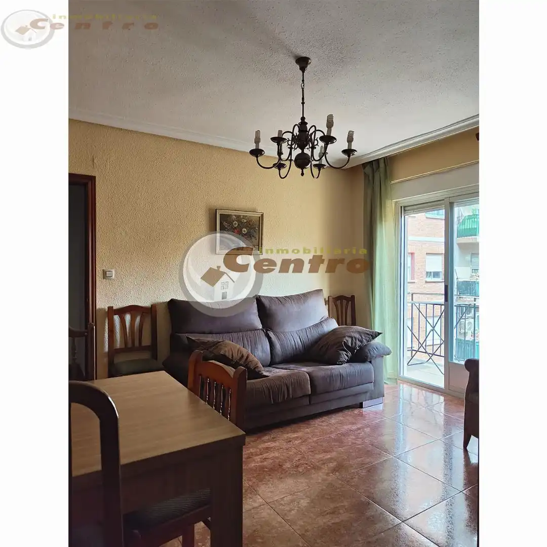 Flat for rent in antonio gotor, Parque Sur