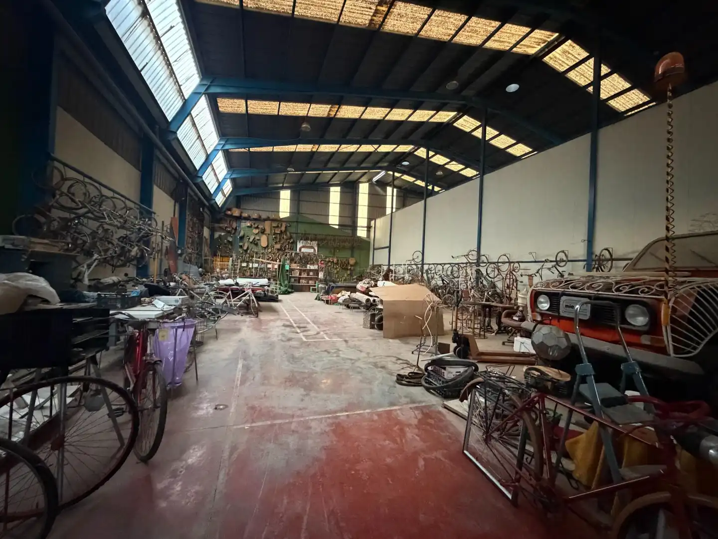 Exterior view of Industrial buildings for sale in San Vicente del Raspeig / Sant Vicent del Raspeig