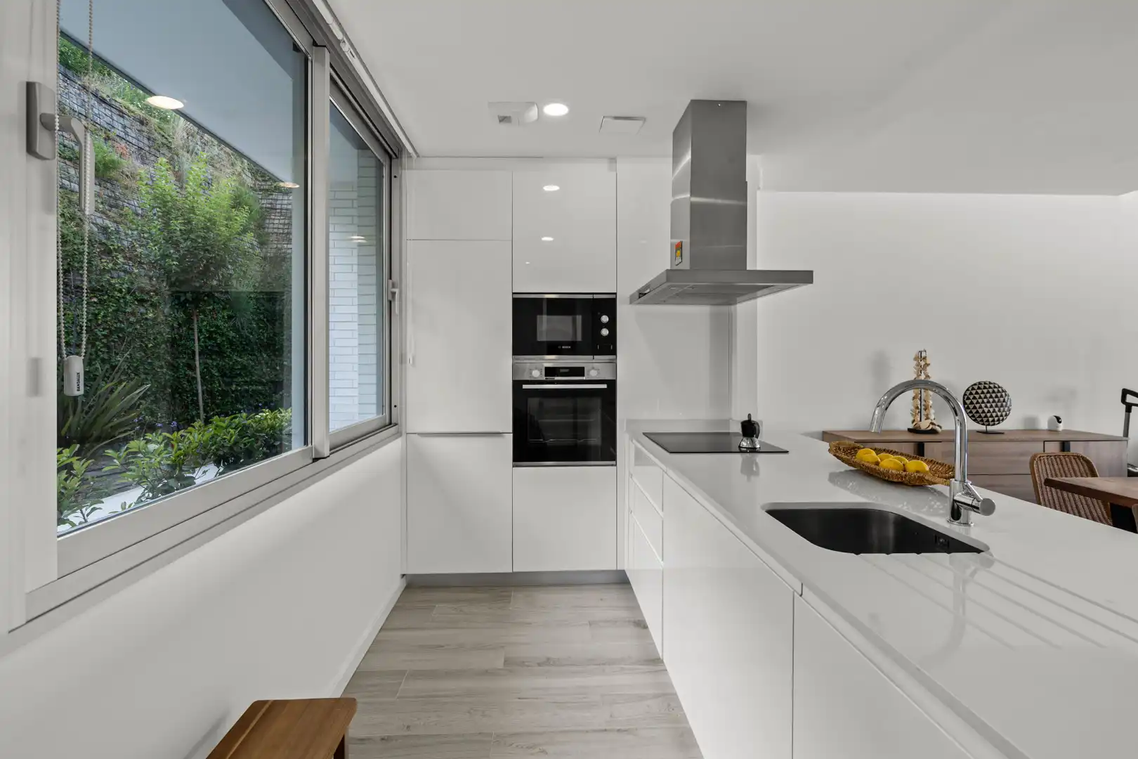Cocina de Casa adosada de alquiler en Estepona con Aire acondicionado, Terraza y Piscina