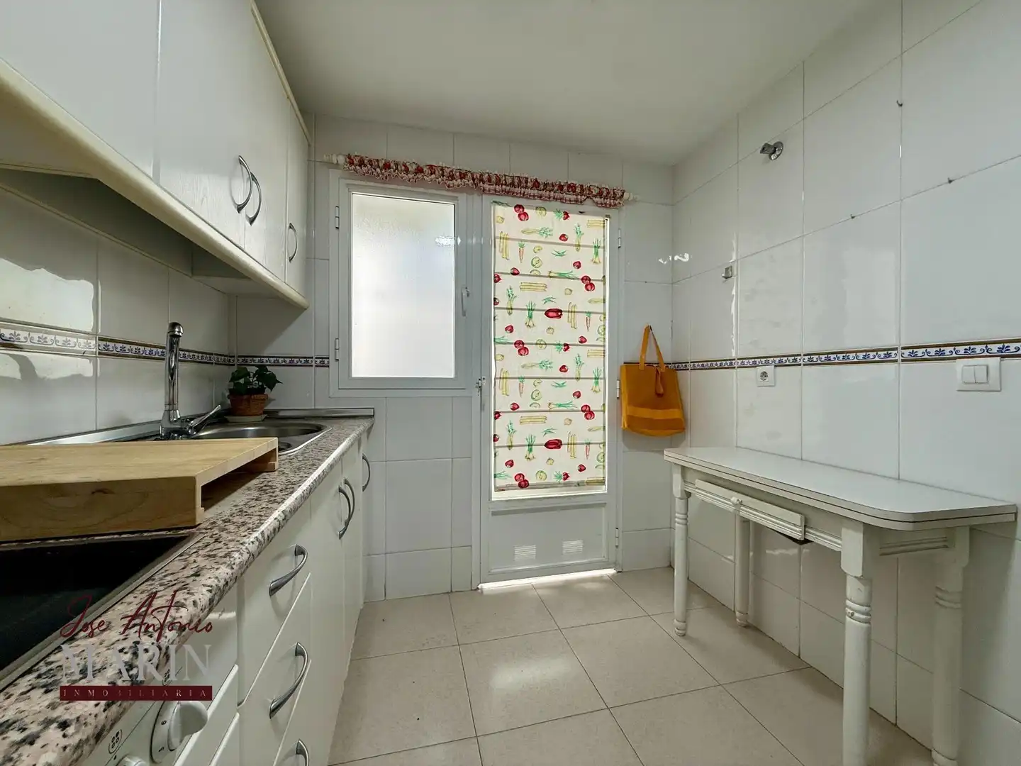 Cocina de Apartamento en venta en Badajoz con Aire acondicionado