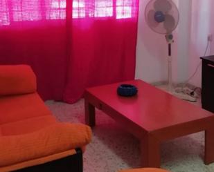 Sala d'estar de Pis de lloguer en  Sevilla Capital amb Moblat