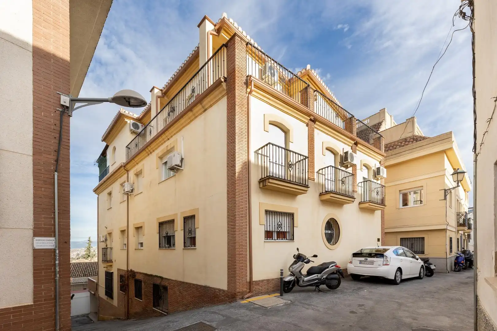 Piso con ascensor en venta en Barrio de la Vega