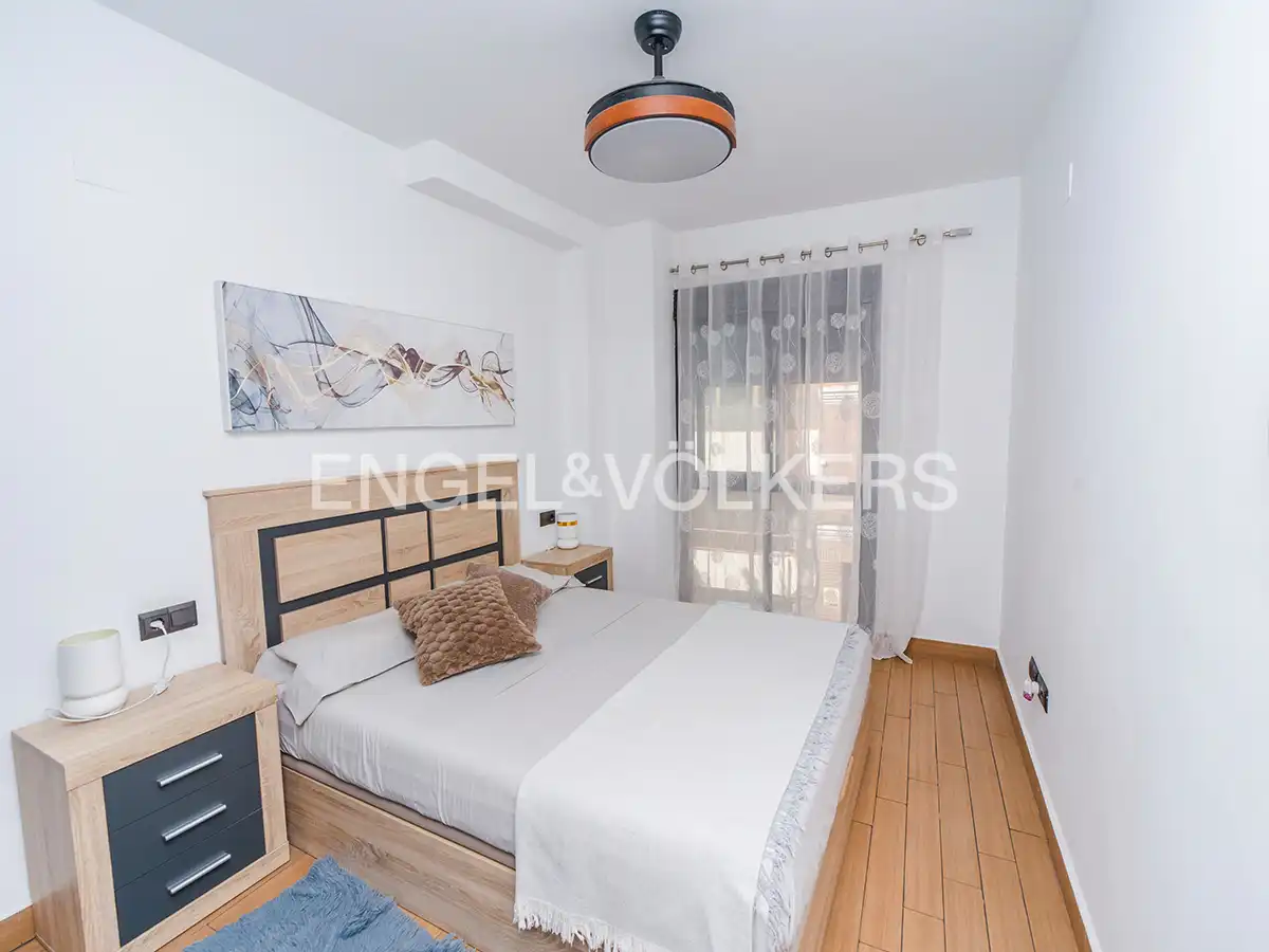 Habitación de Dúplex en venta en San Blas