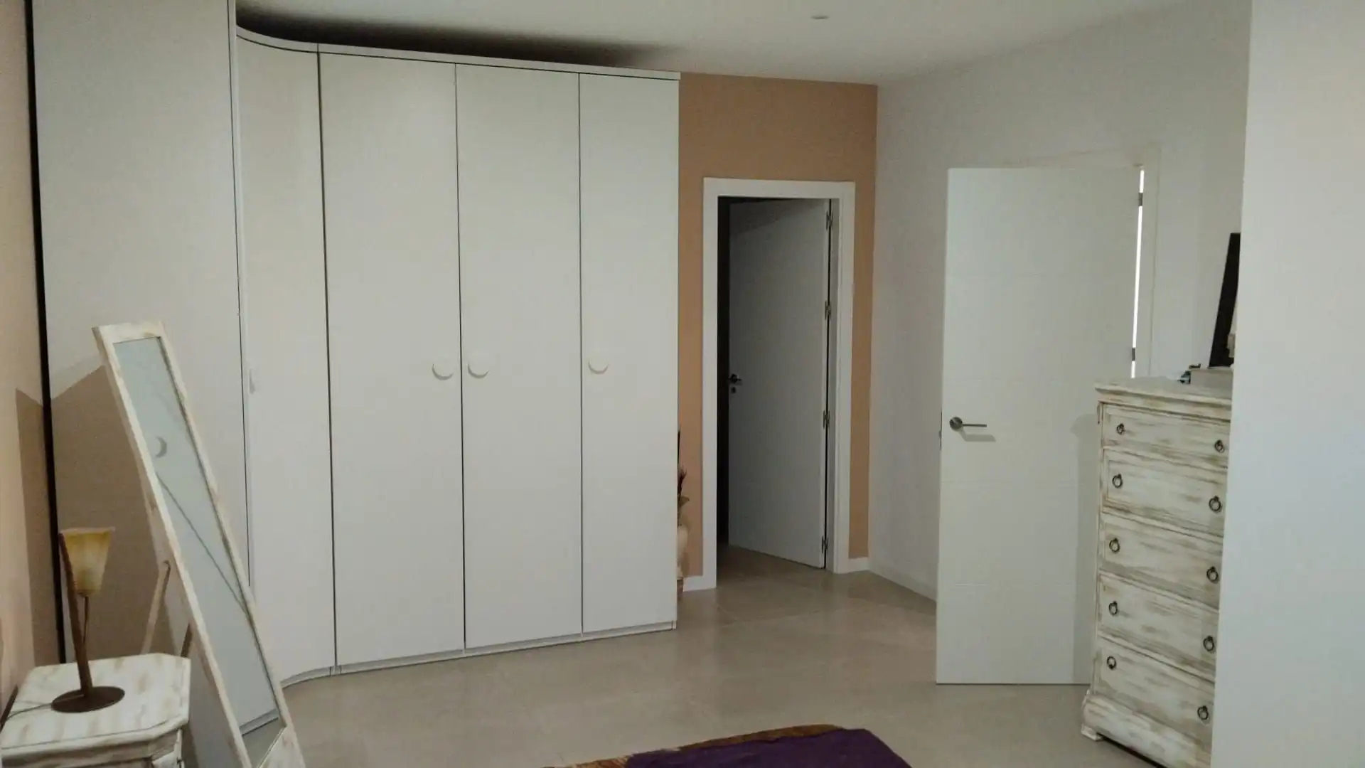 Dormitori de Casa o xalet en venda en Carrión de Calatrava amb Jardí privat, Terrassa i Piscina