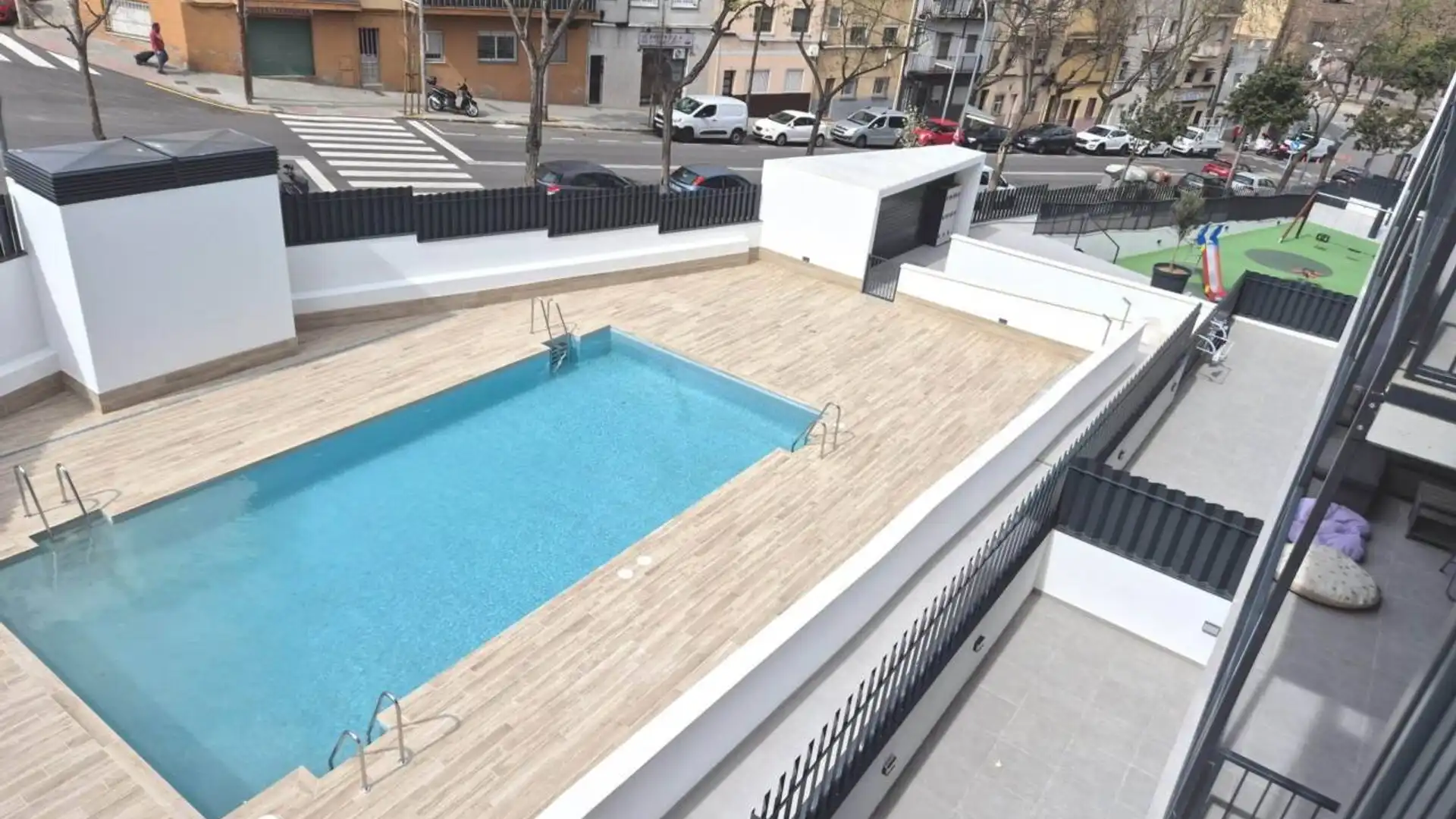 Piso de alquiler en Avenida Lloreda, Lloreda