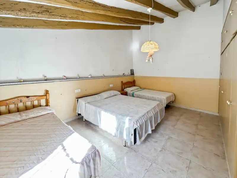 Bedroom of Houses for sale in Borrassà  with Air Conditioner, Heating and Terrace