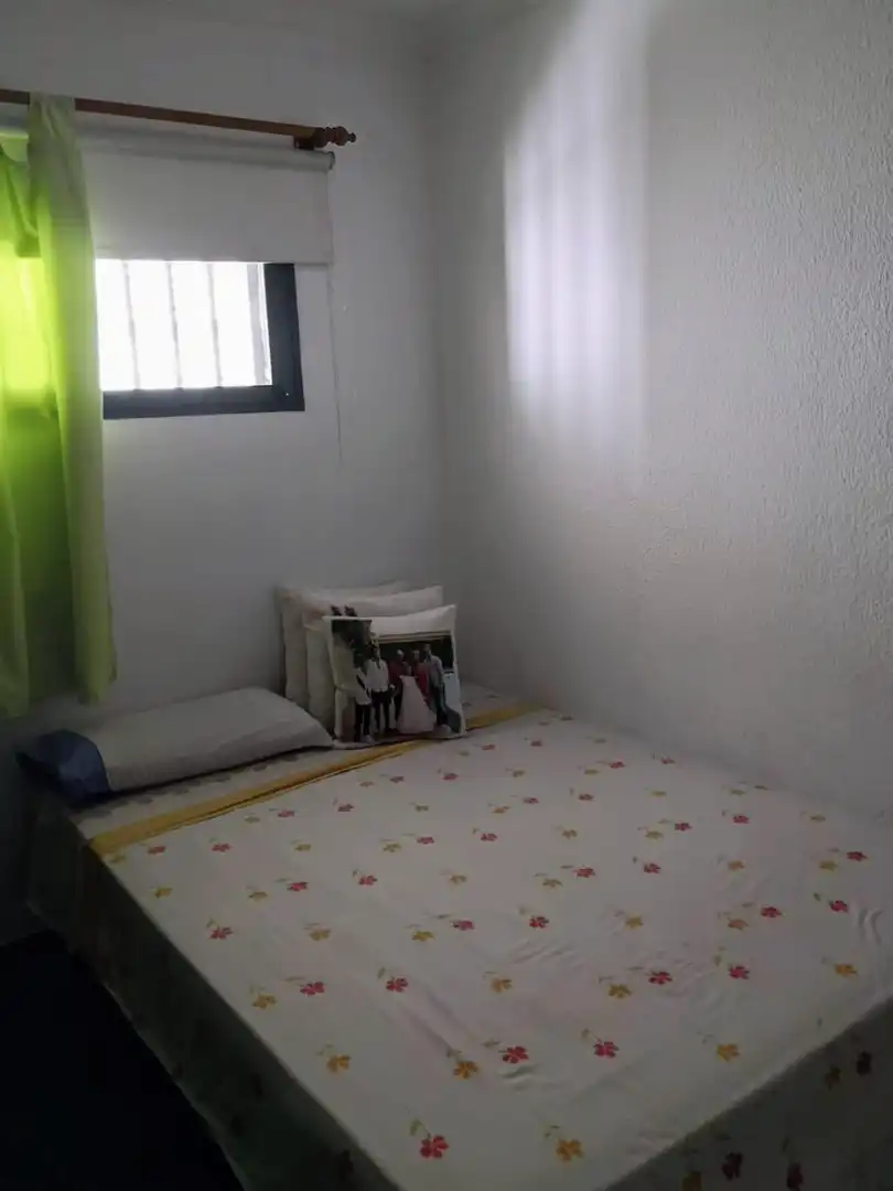 Dormitori de Apartament de lloguer en San Bartolomé de Tirajana amb Aire condicionat, Jardí privat i Moblat
