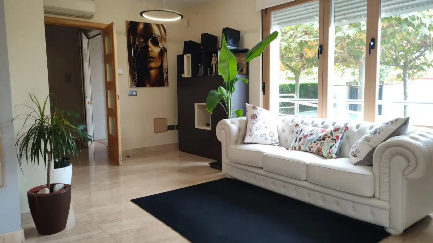Sala de estar de Casa o chalet en venta en Morales del Vino con Calefacción, Jardín privado y Terraza