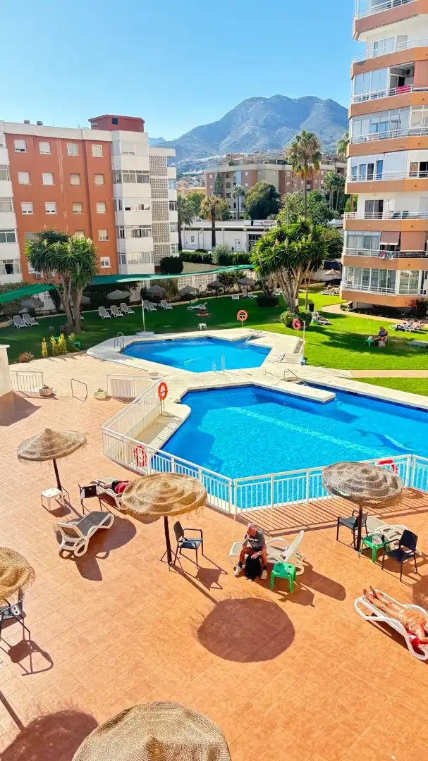 Studio with pool to rent in Avenida Benalmádena 43