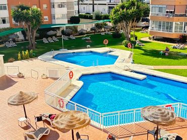 Estudi amb piscina de lloguer a Avenida Benalmádena 43