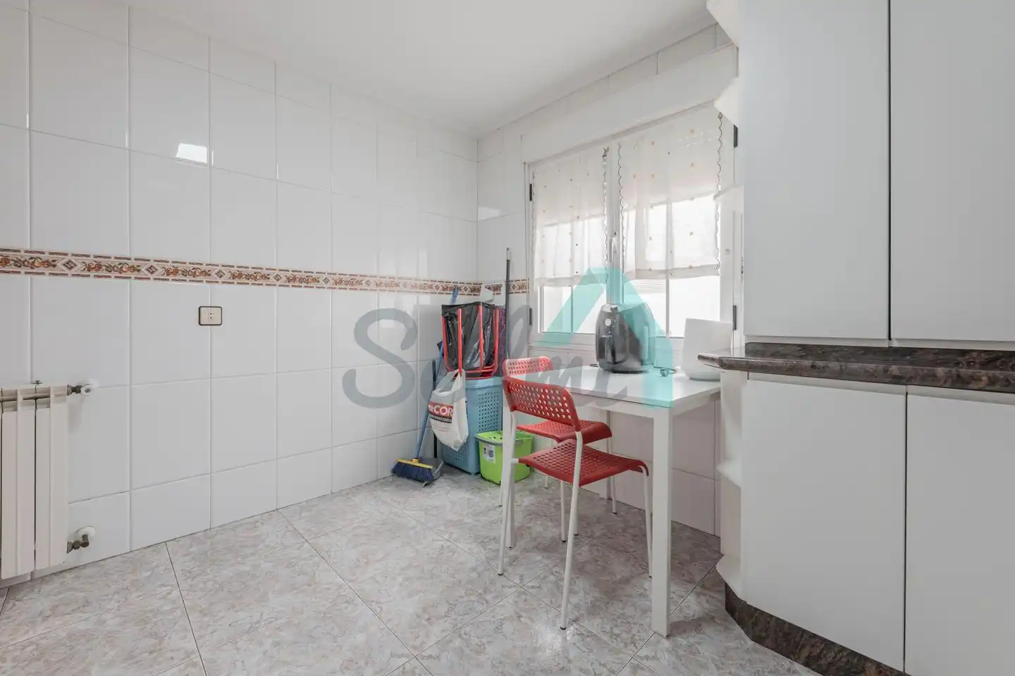 Habitación en Escultor Laviada, Vallobín