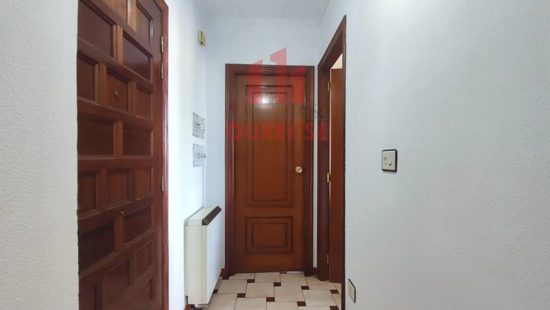 Flat for share in Ourense Capital   with Heating and Furnished