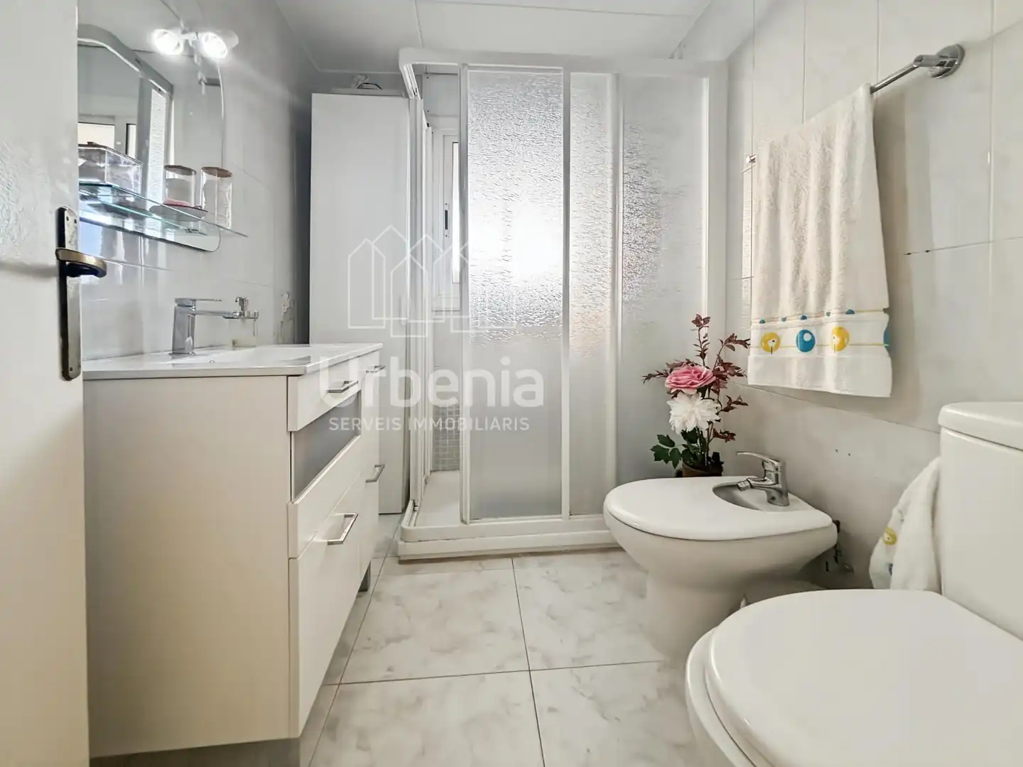 Bathroom of Flat for sale in Pineda de Mar  with Terrace