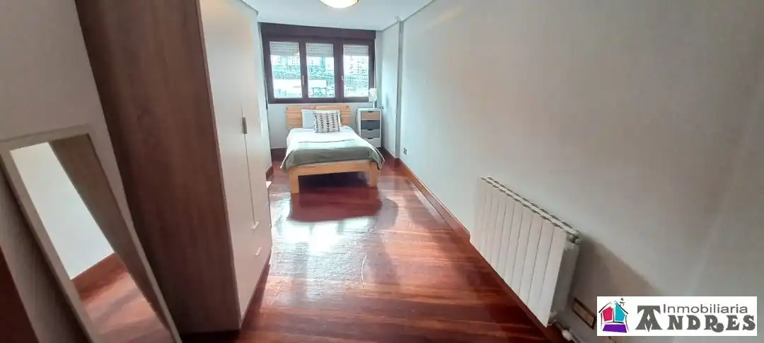 Habitación de Edificio en venta en Bermeo