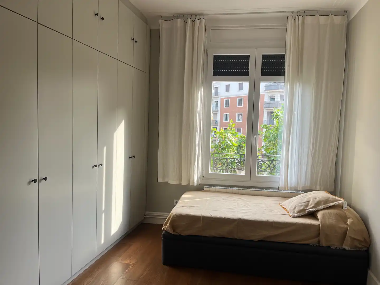Habitación de Piso de alquiler en Barcelona con Aire acondicionado, Calefacción y Parquet