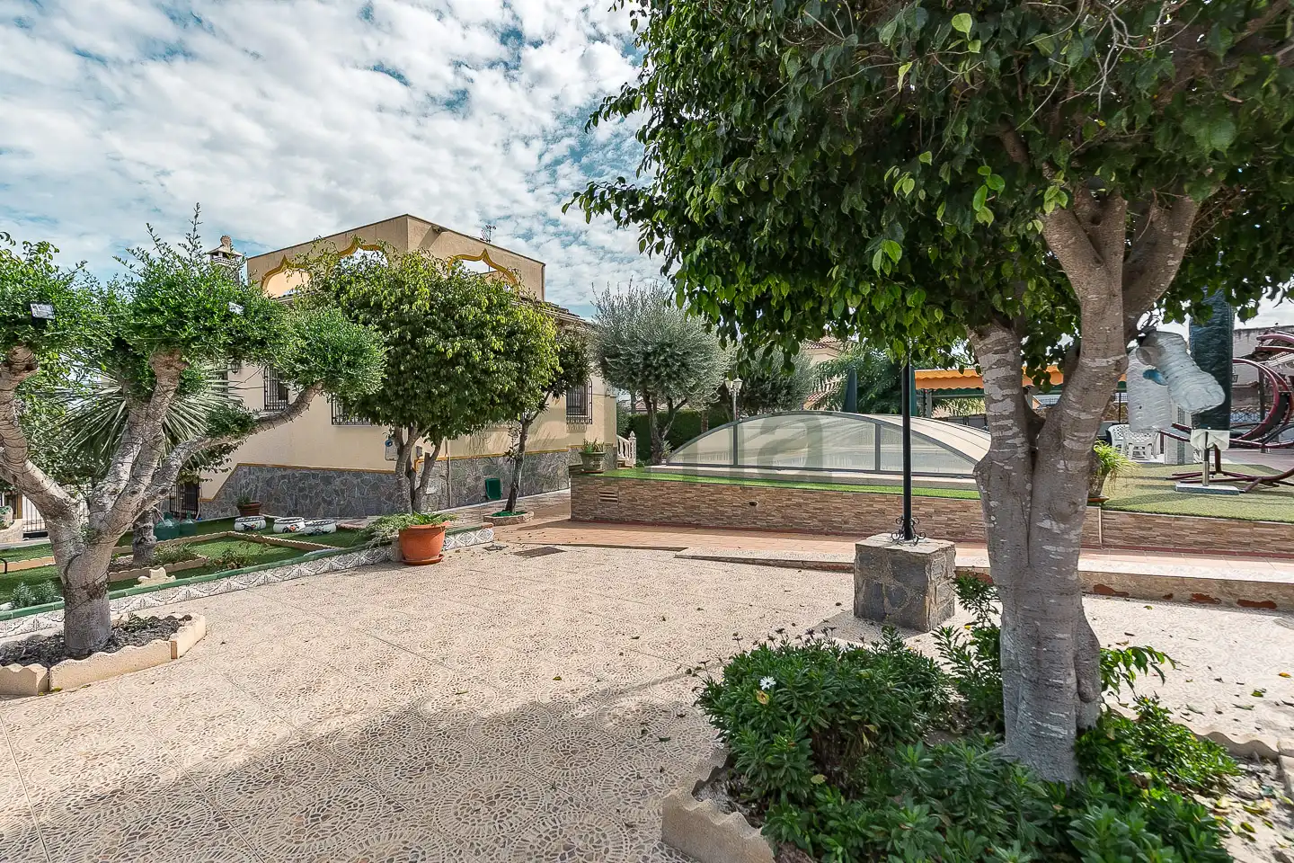 Houses for sale in Almoradí, Alicante