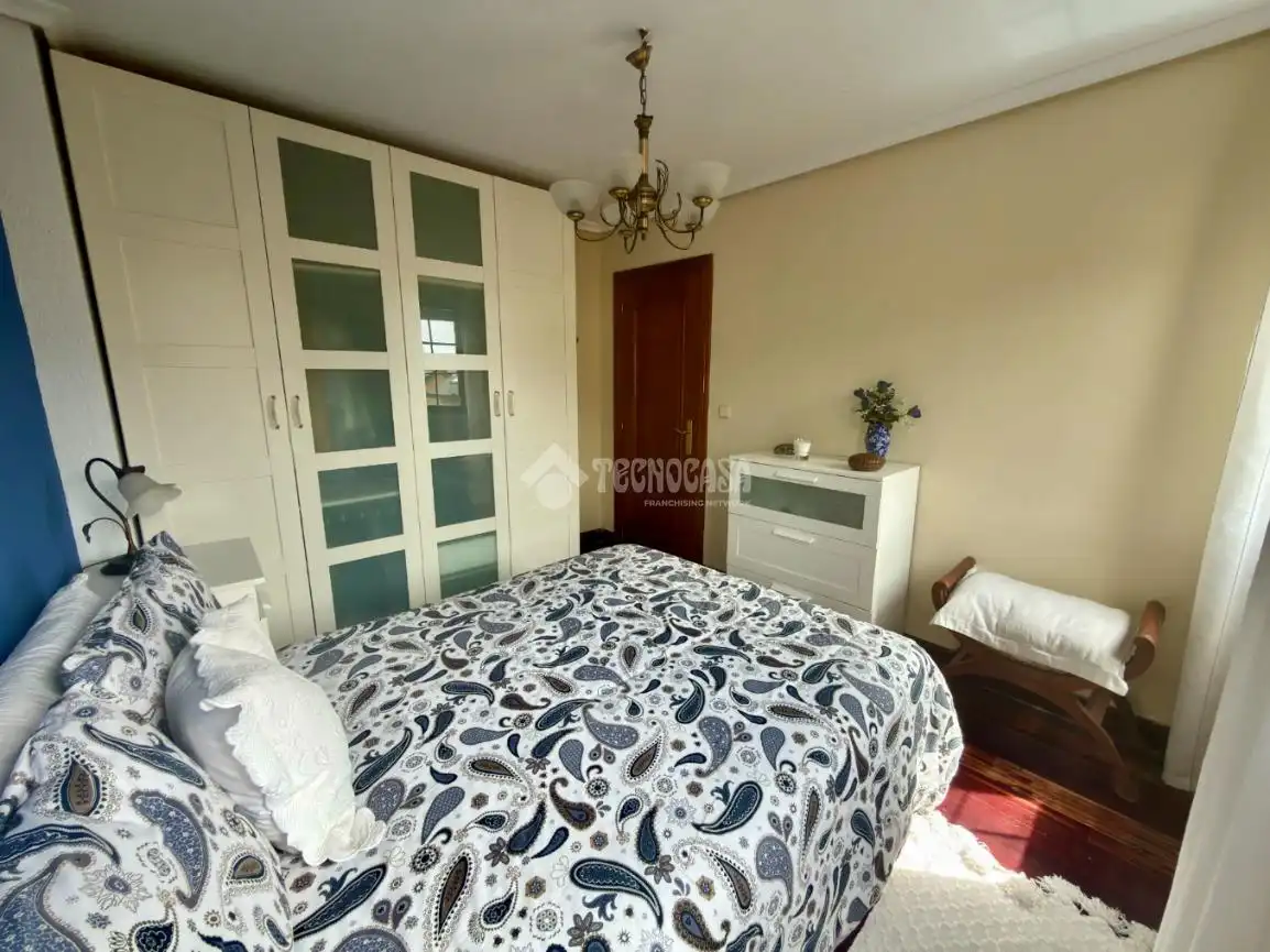 Schlafzimmer von Einfamilien-Reihenhaus zum Verkauf in Camargo