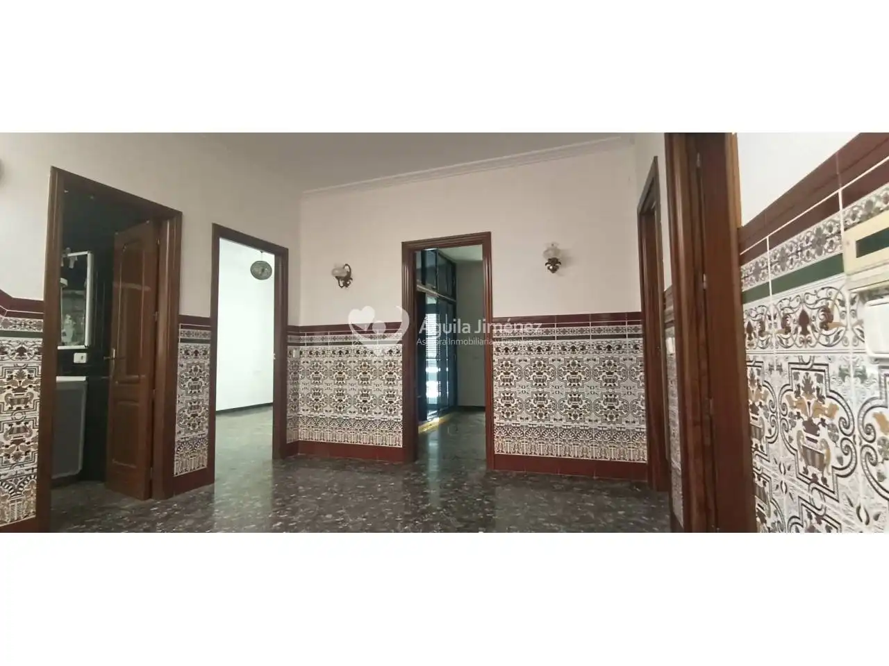 Casa adosada en venda en Alcalá de Guadaira amb Calefacció i Terrassa