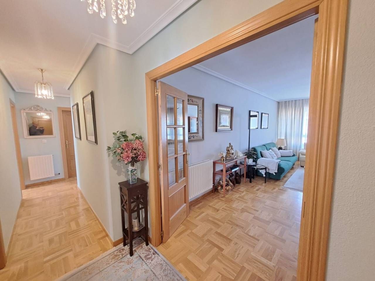 Piso en venta en Burgos Capital con Calefacción, Parquet y Terraza