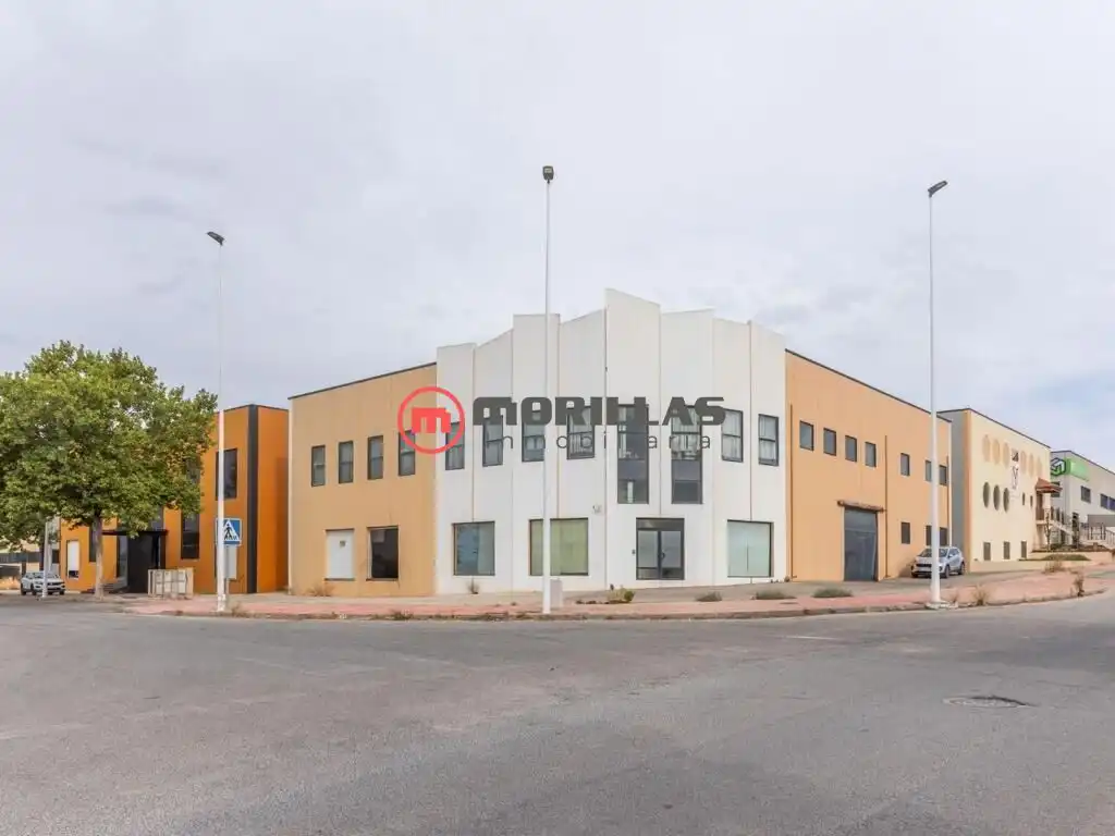 Exterior view of Industrial buildings for sale in Yecla
