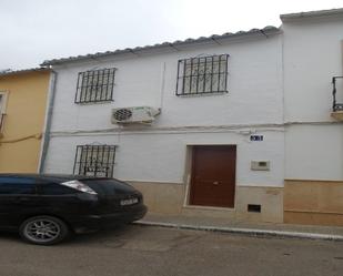 Vista exterior de Pis en venda en La Roda de Andalucía