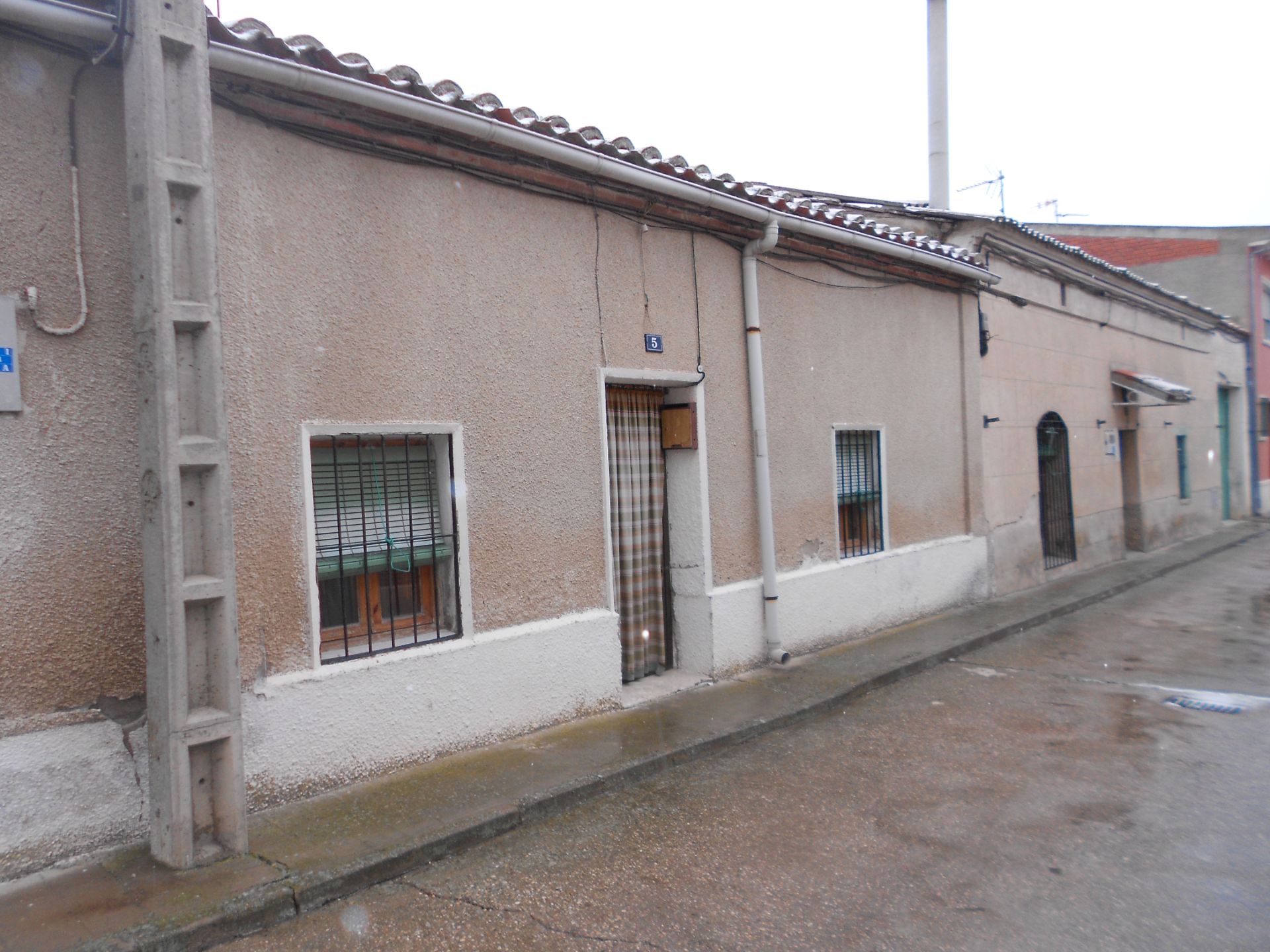 Exterior view of House or chalet for sale in Pozaldez  with Private garden, Terrace and Storage room