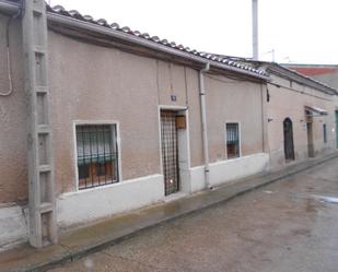 Exterior view of House or chalet for sale in Pozaldez  with Private garden, Terrace and Storage room