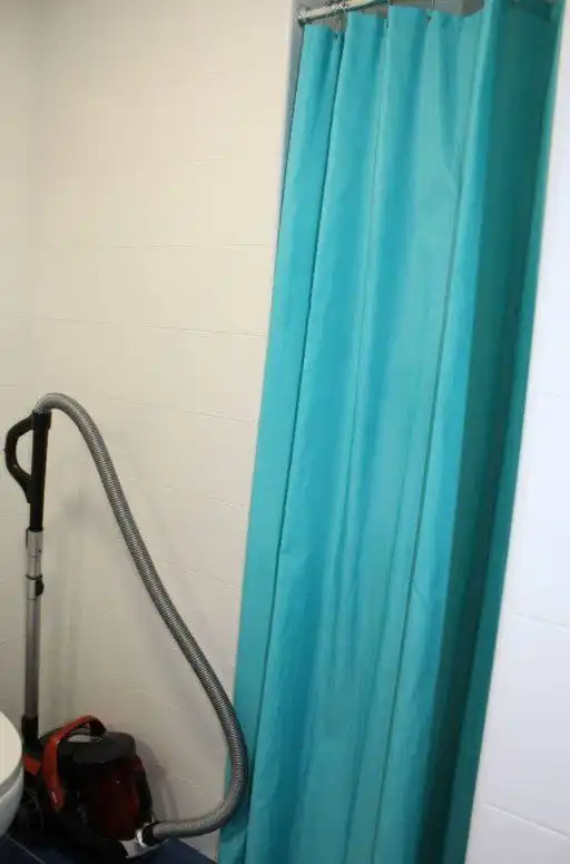 Baño de Apartamento de alquiler en Ciudad Real con Aire acondicionado y Calefacción