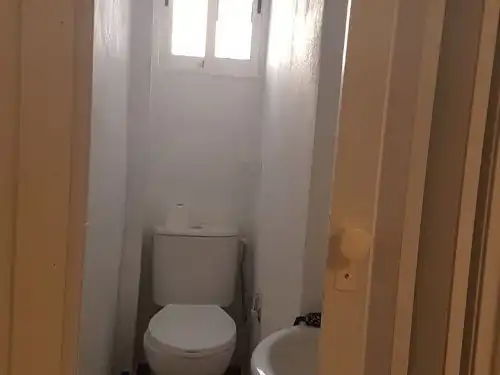 Baño de Piso en venta en Valencia con Aire acondicionado, Amueblado y Horno