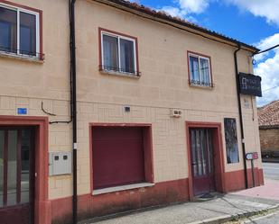 Vista exterior de Local en venda en Arlanzón amb Calefacció i Moblat