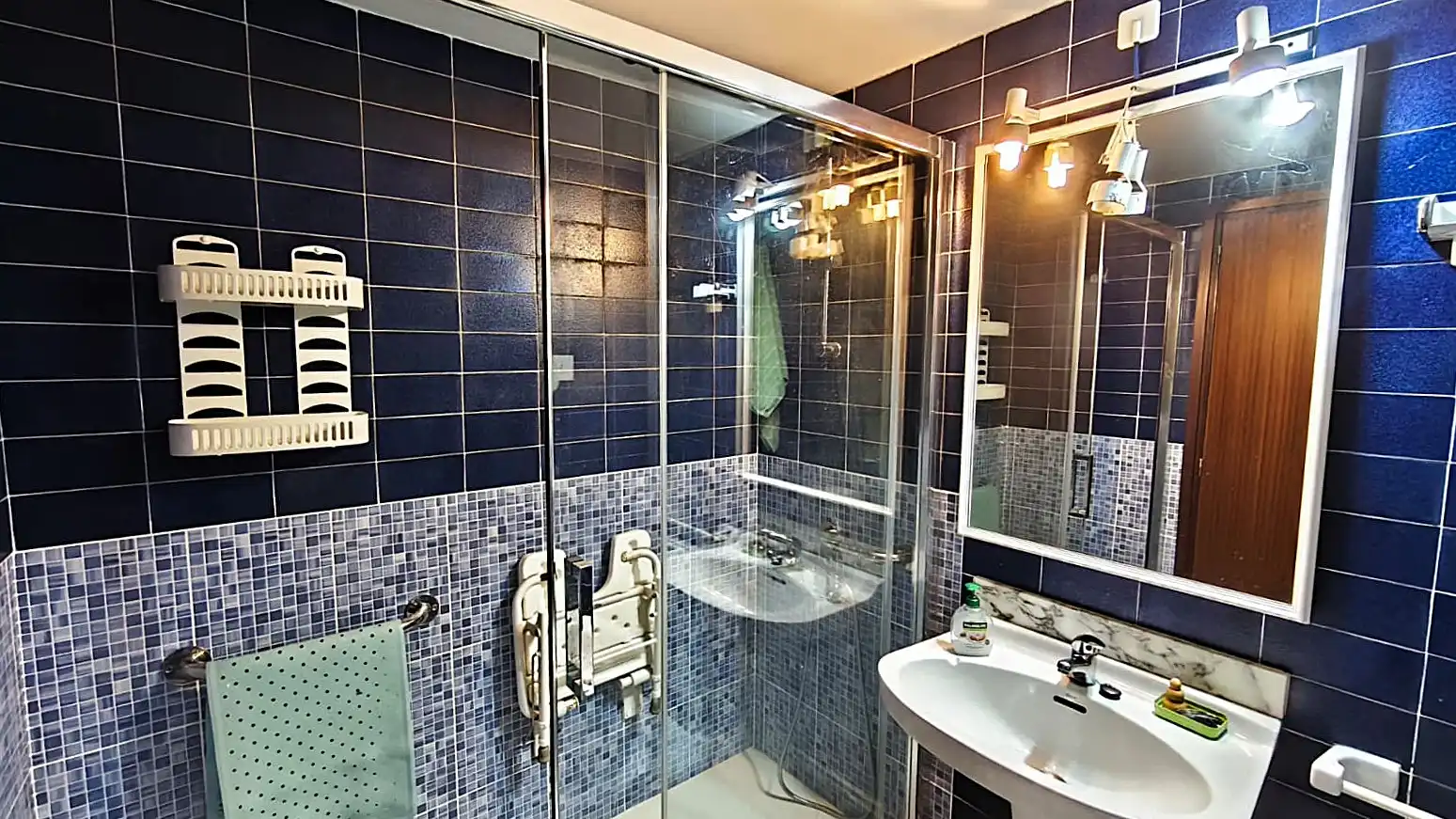 Baño de Ático en venta en Cerdanyola del Vallès con Calefacción y Balcón