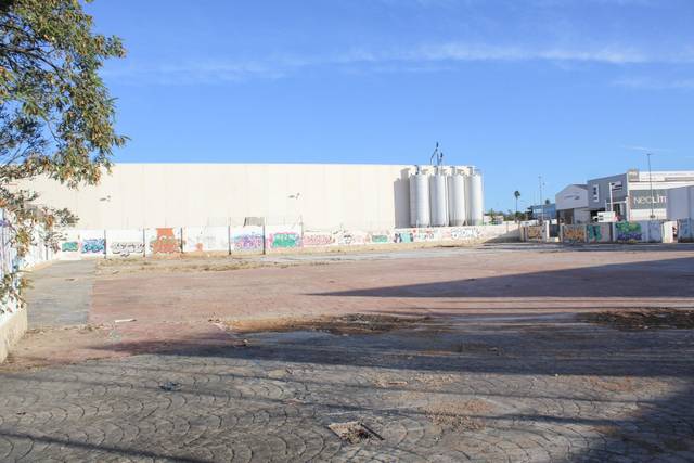 Terreno industrial en Venta en Calle Viena, 14 en La Conarda