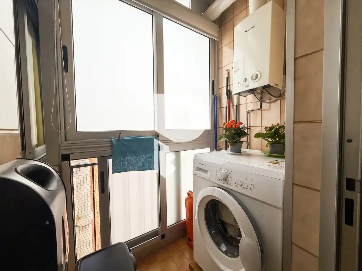 Balcony of Flat for sale in Sant Vicenç Dels Horts  with Air Conditioner, Heating and Terrace