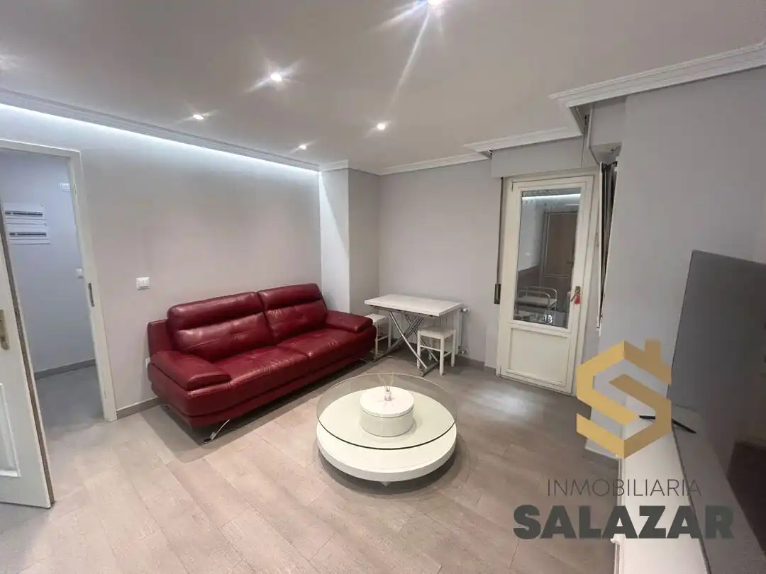 Sala de estar de Apartamento de alquiler en Bilbao  con Calefacción y Balcón