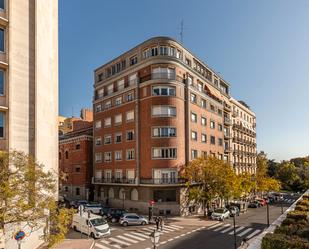 Exterior view of Flat for sale in  Madrid Capital  with Air Conditioner, Heating and Terrace