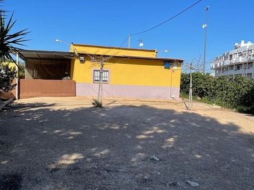 Casa rústica con piscina en venta en Terrazas de la Torre Golf