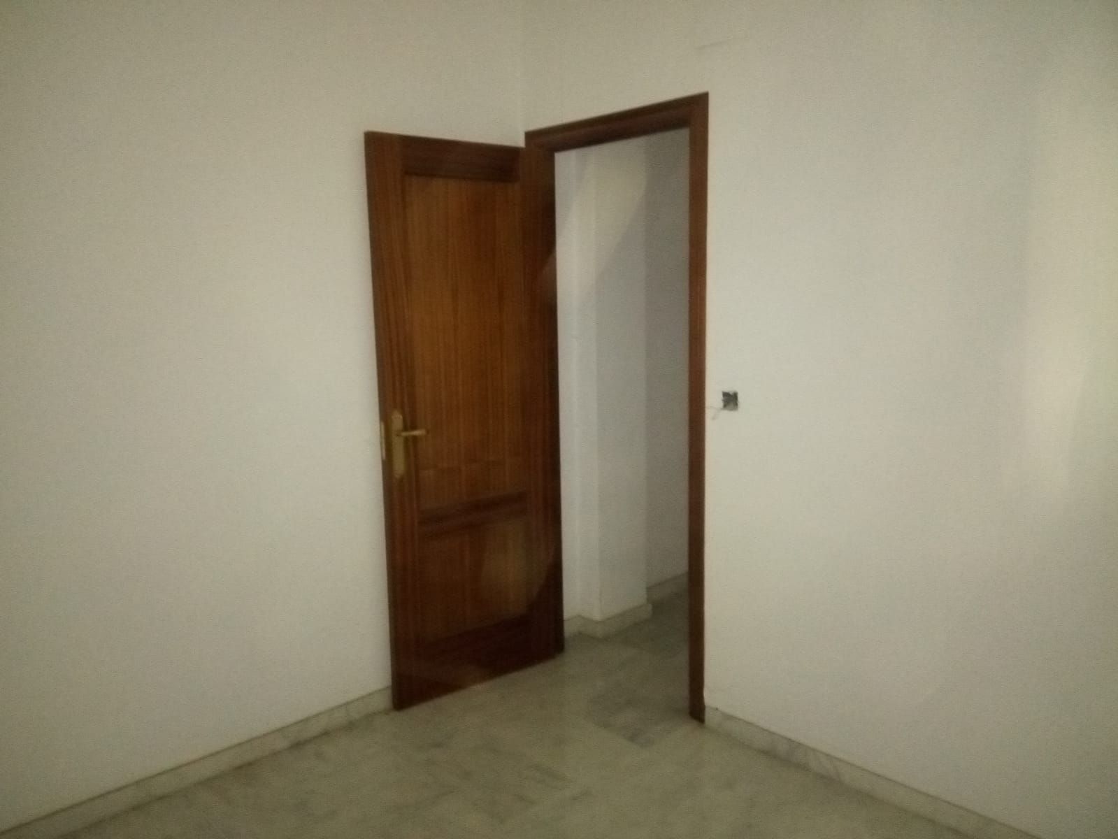 Garage for sale in Alcalá del Río
